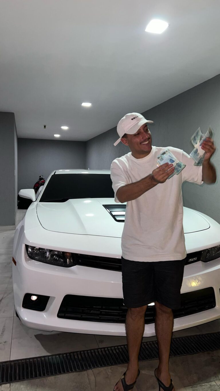 PARTICIPE E CONCORRA A MIL REAIS EM COMPRAS OU NO PIX COM ANDRÉ MOREIRA!