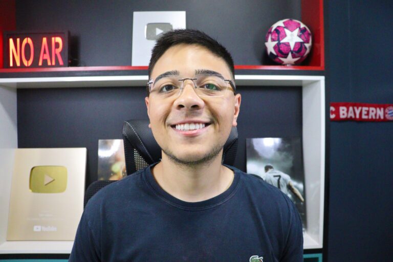 PARTICIPE E CONCORRA A UM IPHONE NOVO COM O VINI VAINER!