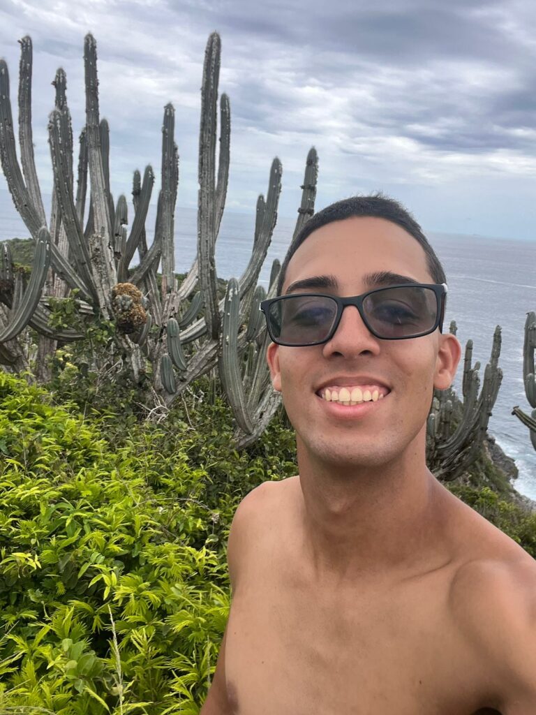 CONCORRA A MIL REAIS EM COMPRAS COM KAIO DE BARROS!