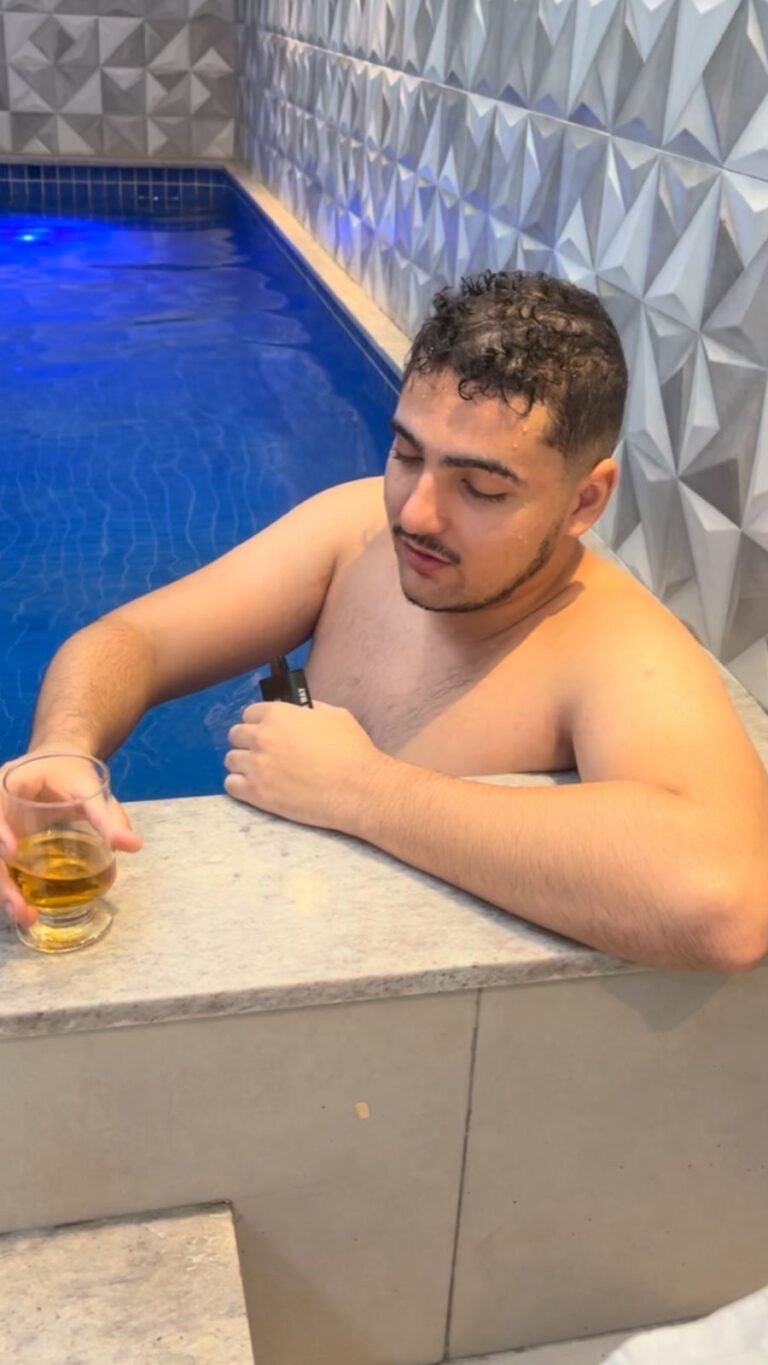 CONCORRA A MIL REAIS EM COMPRAS COM VINICIUS!