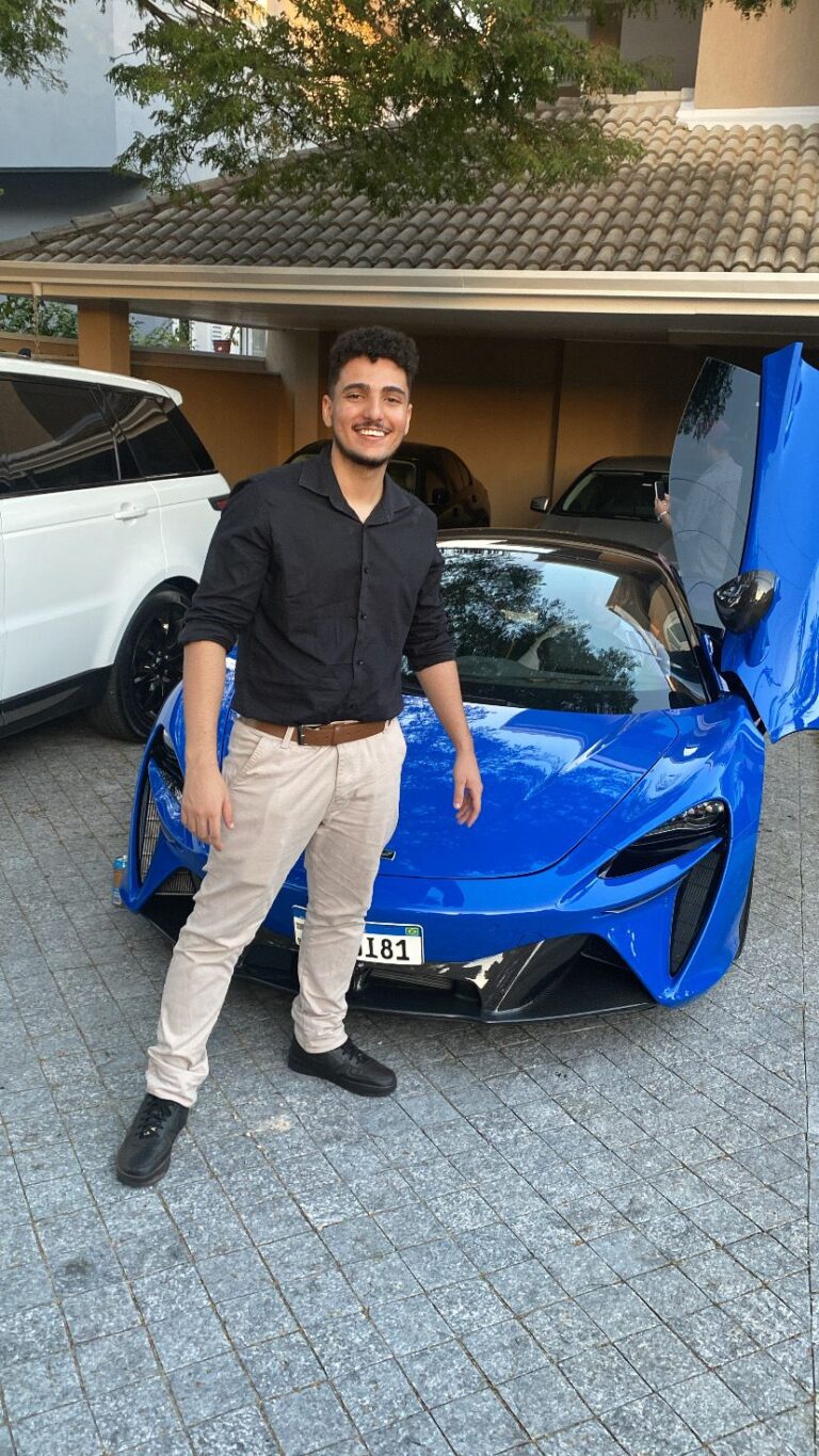 PARTICIPE E CONCORRA A UM IPHONE NOVO COM O VINICIUS!